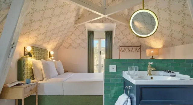 Люкс Premium с видом на город Maleyssie Les Suites