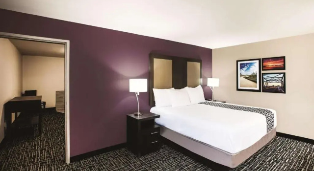 Номер Superior La Quinta by Wyndham Walker - Denham Springs