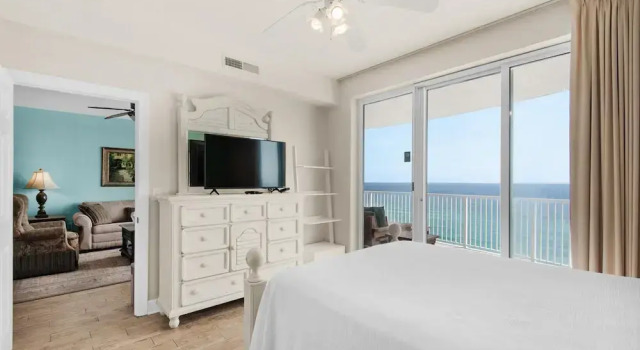 Номер Standard Emerald Isle Resort 1201