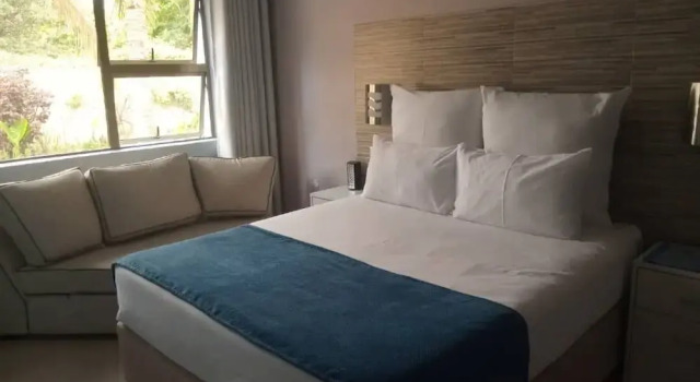 The Berkshire, Book Bed and Breakfast Hotels in Harare with a Pool, Swimming Pool