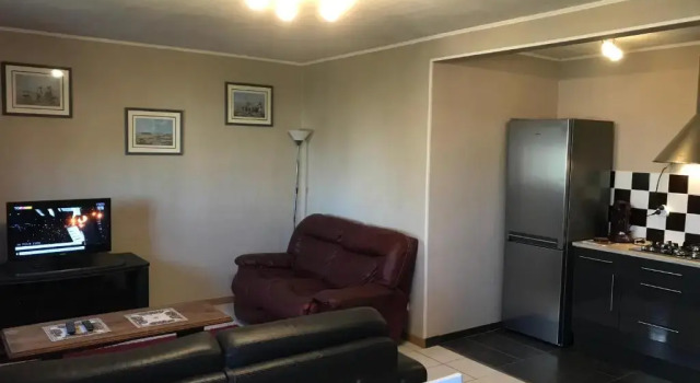 Appartement A Metz Technopole 24, Varaa Huoneisto Hotellit Metz pysäköinnillä, Pysäköinti