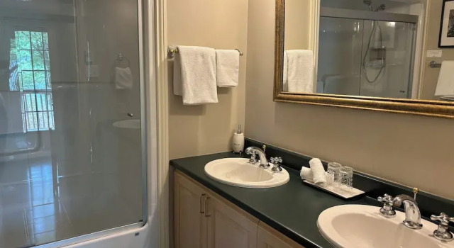 Номер Classic Manoir Sweetsburg
