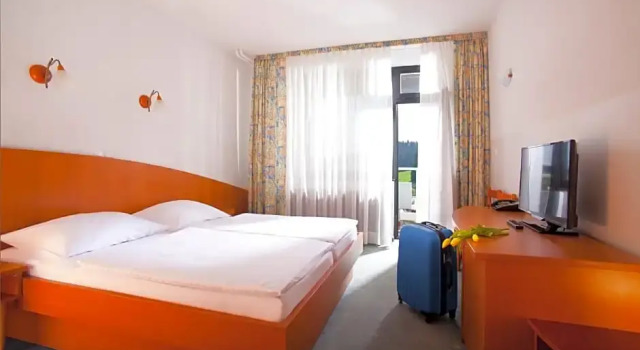 Номер Standard с балконом Hotel Vesna