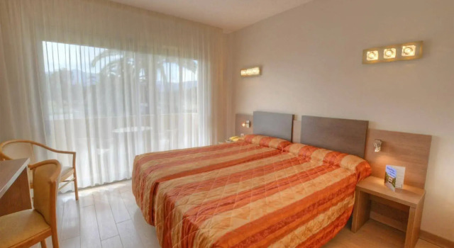 Hotel-Poretta, Varaa Hotelli  