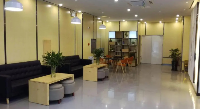 7Days Premium Beijing Happy Valley Wangsiyingqiao Branch, Rezerwuj Hotel Hotele 3-gwiazdkowe w Pekin, 3*