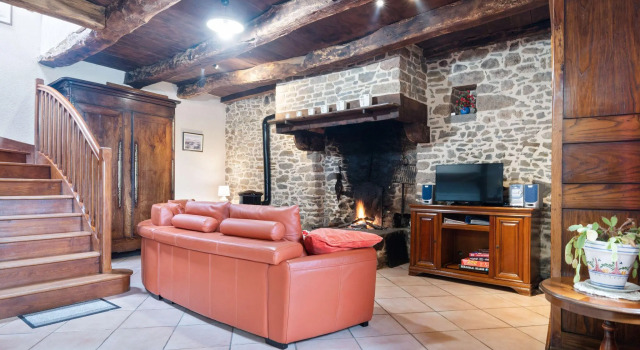 Holiday Home L Eguillere La Boussac, Rezerwuj Hotel  