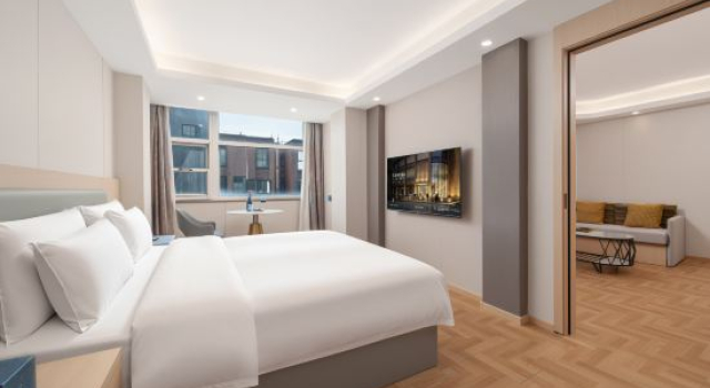 Люкс Deluxe Starway Hotel Xuancheng Jingtingshan