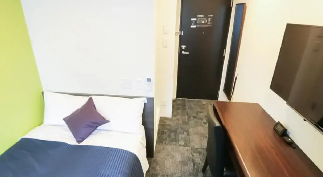 Одноместный номер Standard HOTEL LiVEMAX Niigata Ekimae