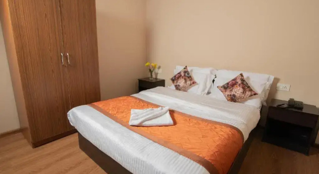 Hotel Suprabhatam