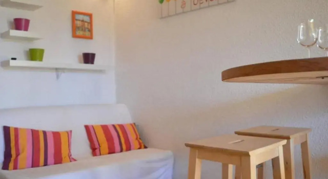 Appartement Le Lavandou, 1 pièce, 4 personnes - FR-1-251-269, Забронировать Апартаменты/квартира Отели Ле-Лаванду с бассейном, Бассейн