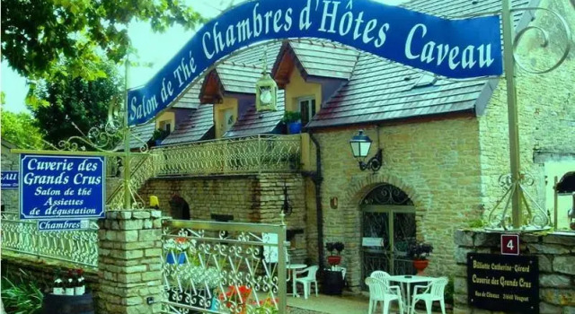 La Cuverie des Grands Crus - Cottage, Забронировать Отель Вужо 