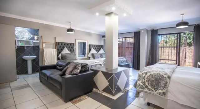 Номер Deluxe Thatch Haven Guesthouse