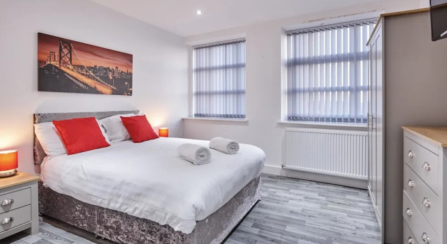 Winter Gardens Service Apartments 2, Varaa Huoneisto Asunnot kohteessa Merseyside, Huoneisto