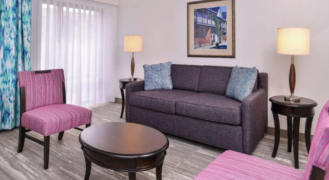 Четырёхместный полулюкс Hilton Garden Inn Jacksonville Downtown Southbank