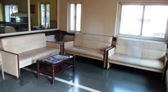 Hotel Monica Lodging And Bording, Забронировать Отель Отели штата Махараштры с завтраком, Завтраки