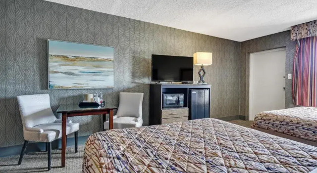Четырёхместный номер Standard Blue Creek Inn