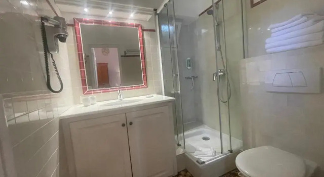 Номер Comfort Hotel Villa Provencale
