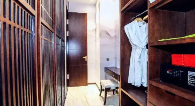 Люкс Executive Mira Garden Hotel