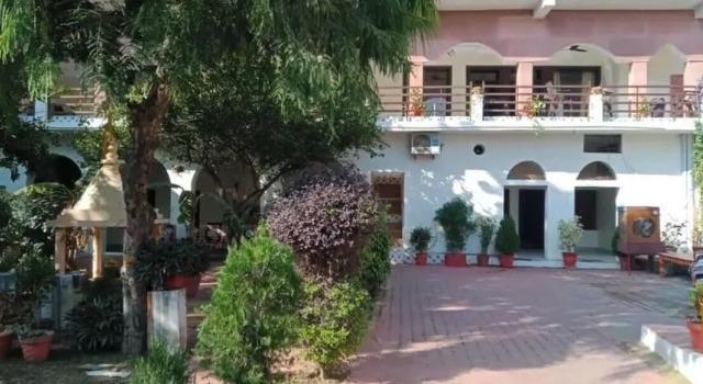 Mridul Homestay Orchha, Забронировать Отель Орчха штат Уттар-Прадеш