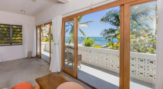 Апартаменты Comfort с 2 комнатами Babylon Beach
