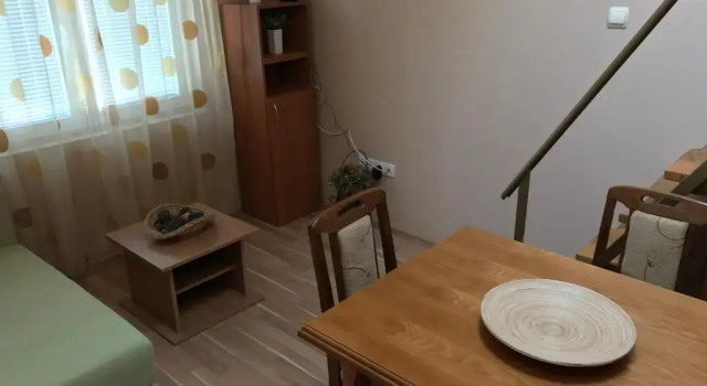 Gallery apartment Andy, Buchen Sie Ferienwohnung Zemun 