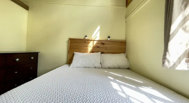 Коттедж с 2 комнатами с видом на озеро Catch More Resort