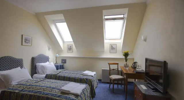 Standard Casal quarto Hotel Tyl