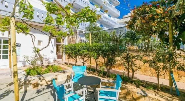 Двухместный номер Standard с видом на сад Triton Beachfront Village Hotel
