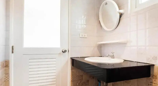 Двухместный номер Standard OYO 1157 Ploy Pailin Place