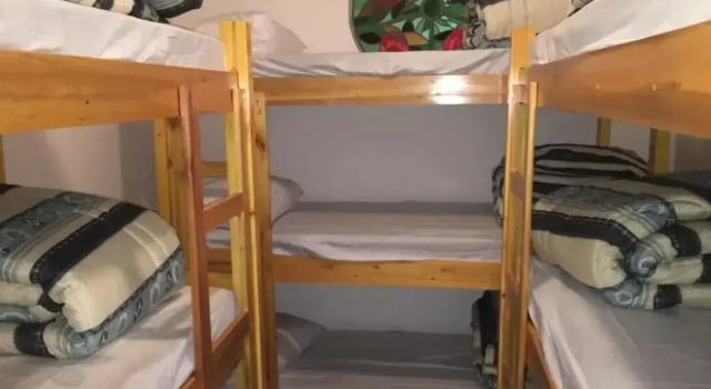 Pousada Hostel Brazil Backpackers, Забронировать Хостел Отели муниципалитета Гуаружа с бассейном, рядом с Enseada Shopping Mall, Бассейн