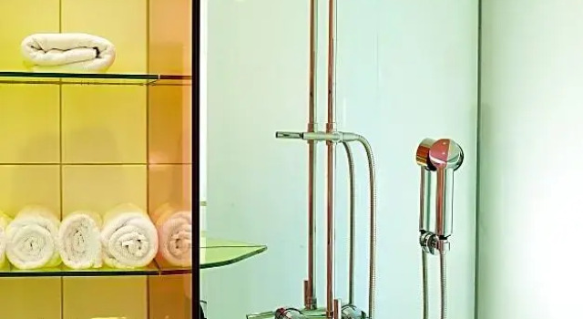 Полулюкс Semiramis, a Member of Design Hotels