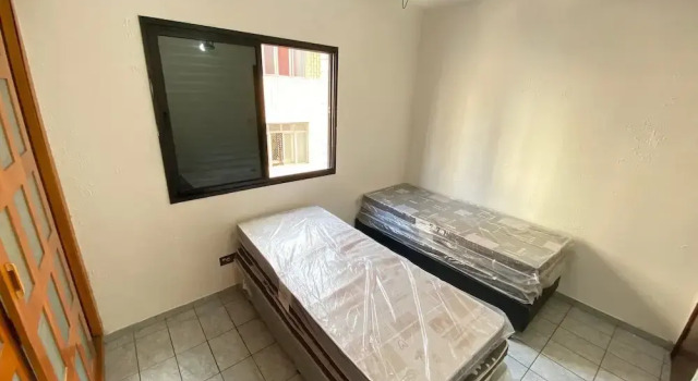 Pé na areia Canto do Forte III