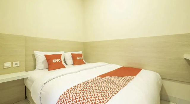 Hz Residence