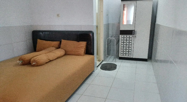 OYO 90663 Valencia Kost, Reserva ahora Hotel Tandes Surabaya
