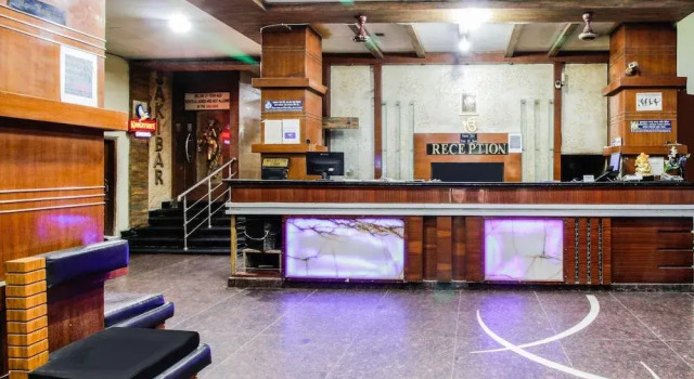 Spot on 38003 Hotel Vandana, Забронировать Отель Отели Гувахати с парковкой, рядом с Assam State Museum, Парковка