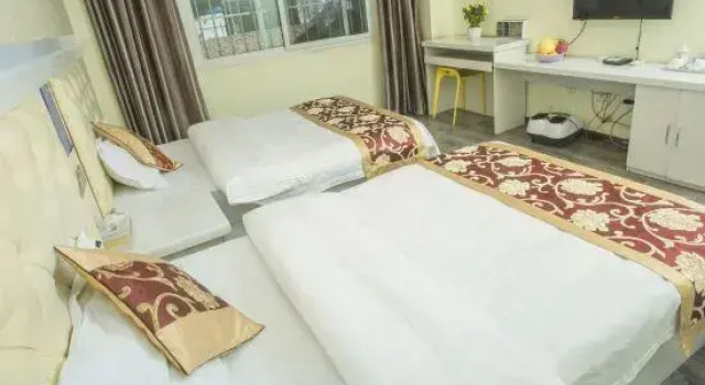 Tulip Fashion Hotel (Zhuquan Road Branch), Rezerwuj Hotel Zhaotong Yunnan