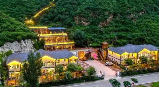 Floral Hotel ·Yesanpo Shiguang Mountain Hotel, Book Hotel Baoding Hebei
