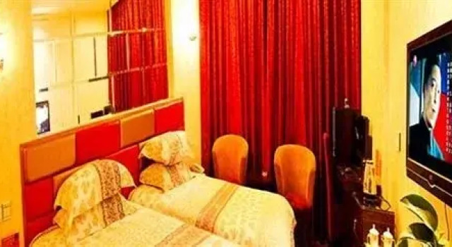 Hengdian Pineapple Hotel, Rezerwuj Hotel Hengdian Zhejiang