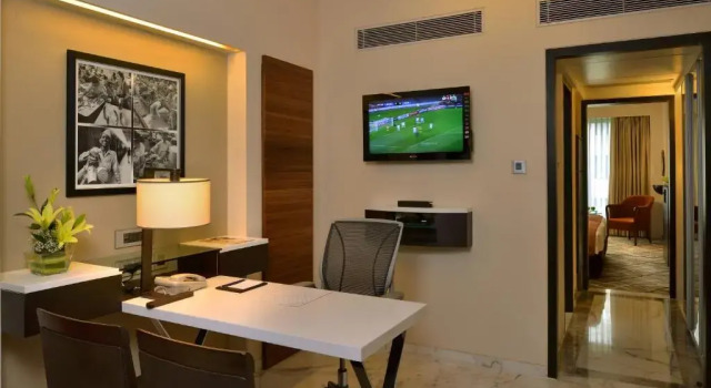 Двухместный люкс Executive Hotel Marine Plaza