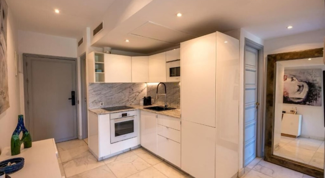 Hivernage Luxury 2BR  Parking, Забронировать Отель Отели Марракеш-Тенсифт-Эль-Хауз с парковкой, Парковка