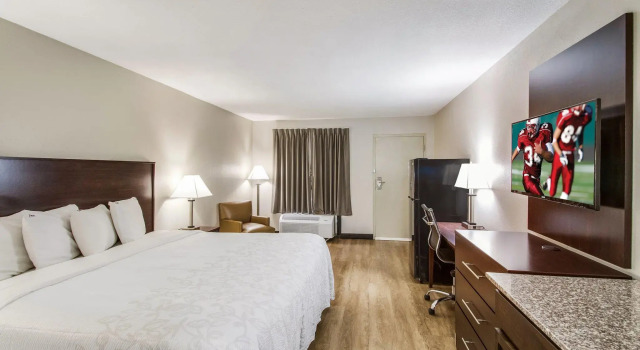 Двухместный номер Deluxe Red Roof Inn PLUS+ Dallas - Addison