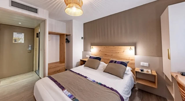 Номер Standard Hôtel Princes de Catalogne