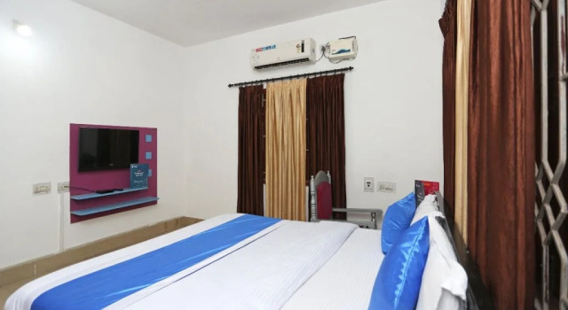 Misky S Guest House by OYO Rooms, Prenota Affittacamere Hotel a Orissa con parcheggio, Parcheggio