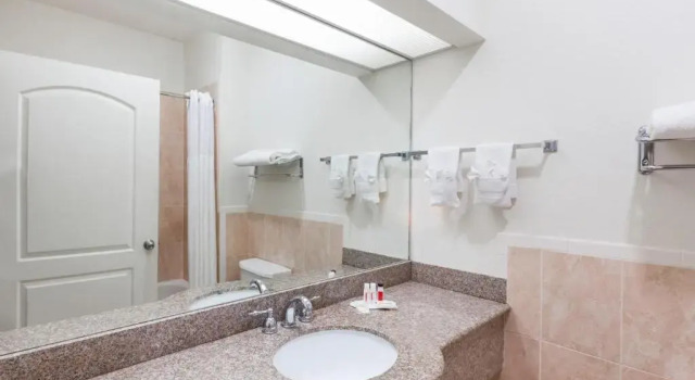 Номер Standard Melrose @ Seabrook, BW Signature Collection by Best Western