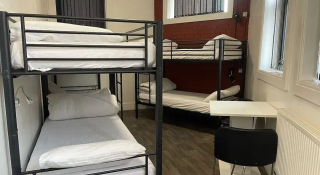 Rahman Hostel - Manchester, Book Hostel / Vandrerhjem Hostels i Manchester, Hostel / Vandrerhjem