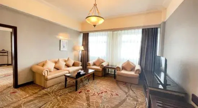 Люкс Executive Conch International Hotel