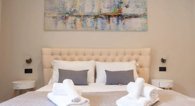 XXIV Domus Luxury Suites