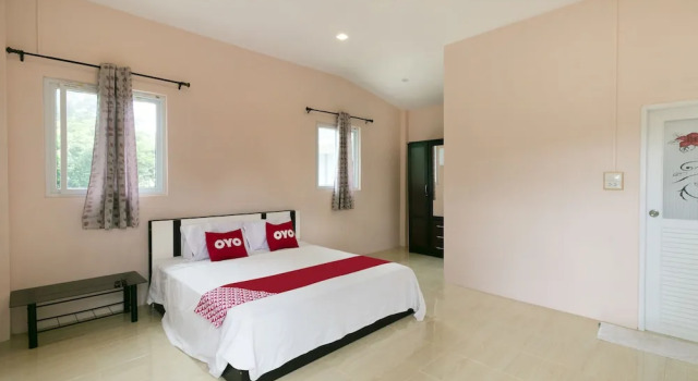 Люкс с 2 комнатами OYO 949 Sansuk Resort Paknampran