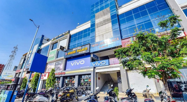 Двухместный номер Deluxe с видом на город Hotel Avadh Palace, Subhash Bridge, RTO Circle, Ahmedabad