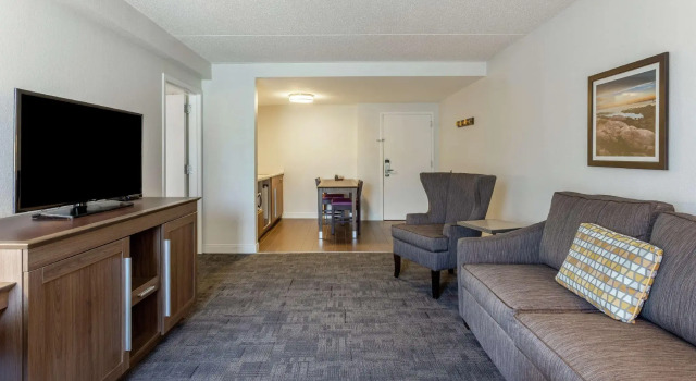 Двухместный люкс c 1 комнатой Hampton Inn Groton/Mystic